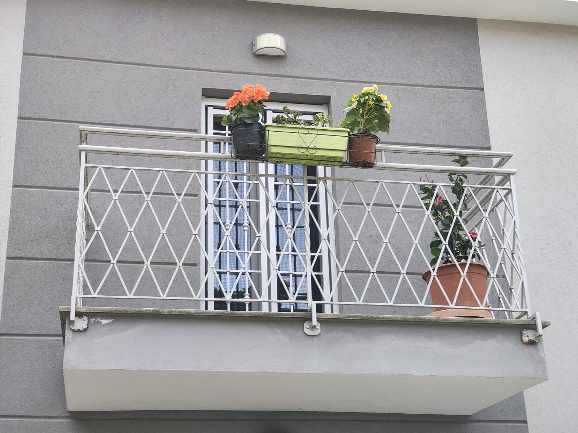 Grigio Perla Panigale, Villetta Con Giardino E Parcheggio Privato Fino A Tre Posti Auto - Un Oasi Di Tranqullita ボローニャ エクステリア 写真